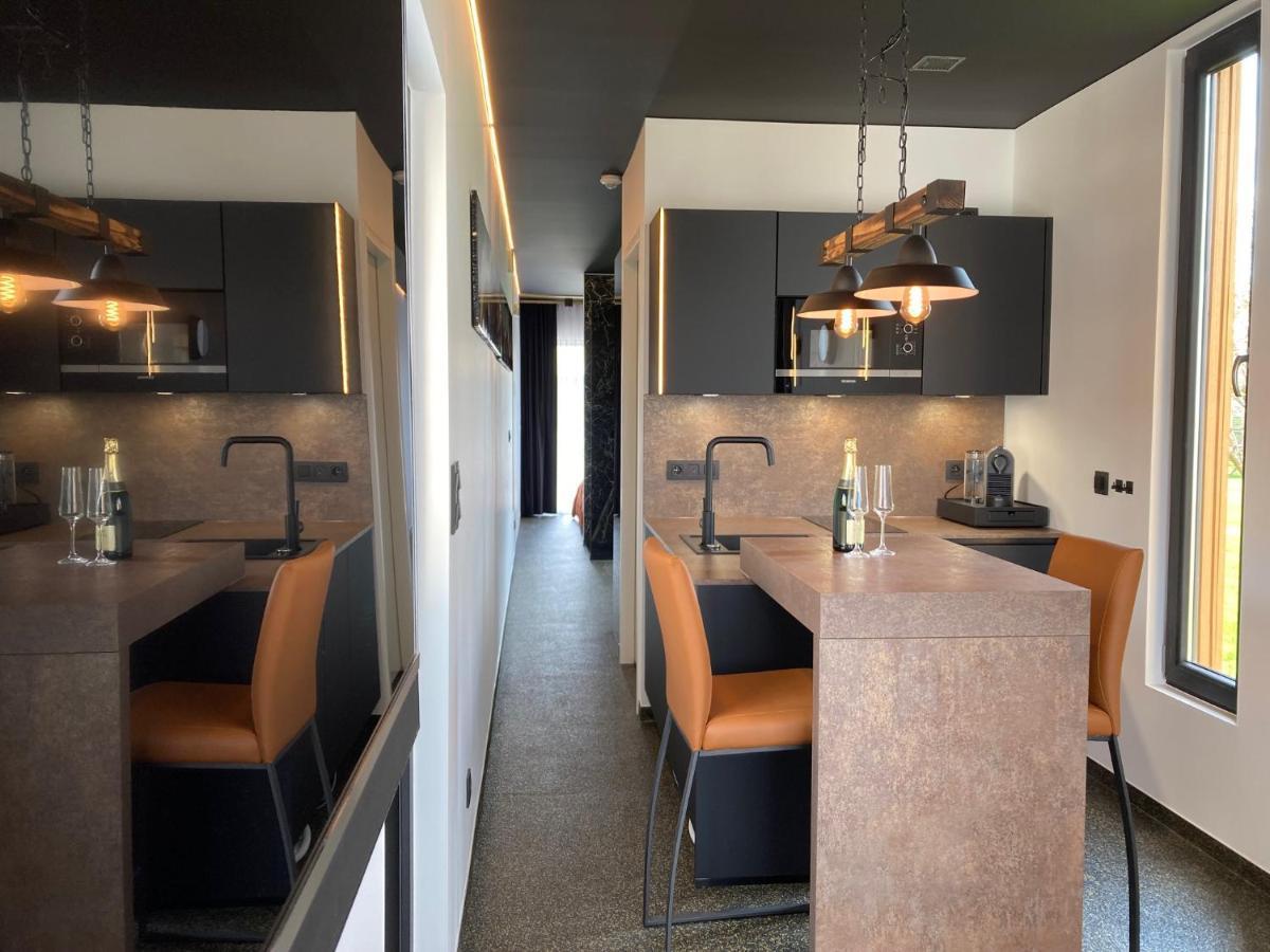Tiny House - Luxury Apartment *